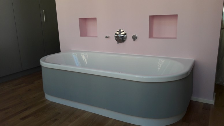 Badezimmerwand in rosa